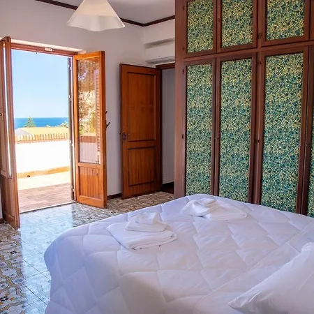 Luminhouse Addaura Pool Villa